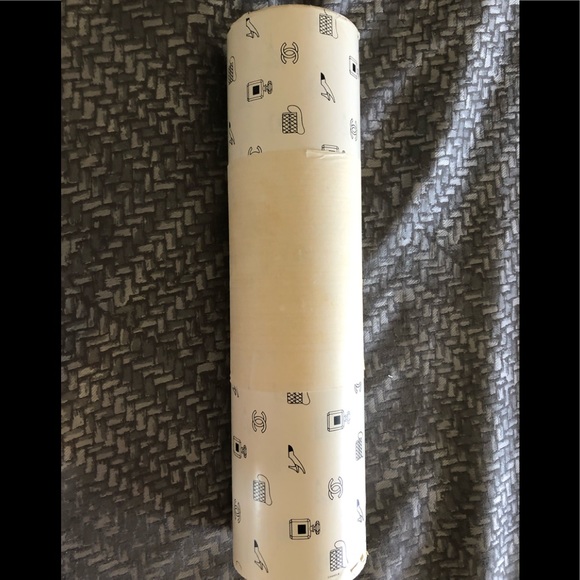 RARE CHANEL 7 pound roll of wrapping paper AUTHENTIC vintage from 1988 - Picture 4 of 5